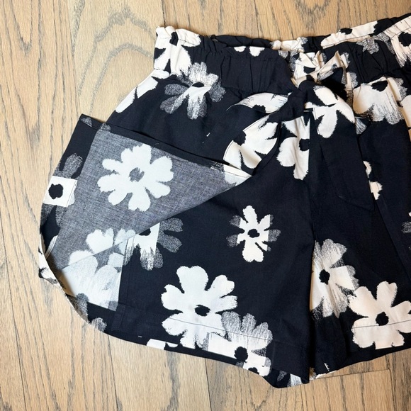 Madewell Women’s Drapey Pull-On Shorts in Ikat Floral Size X-Small - Picture 10 of 15